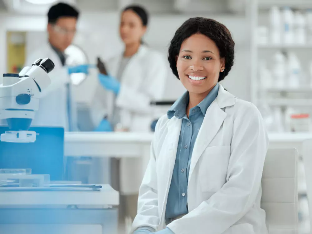 Lady-at-the-pharmaceutical-lab.webp
